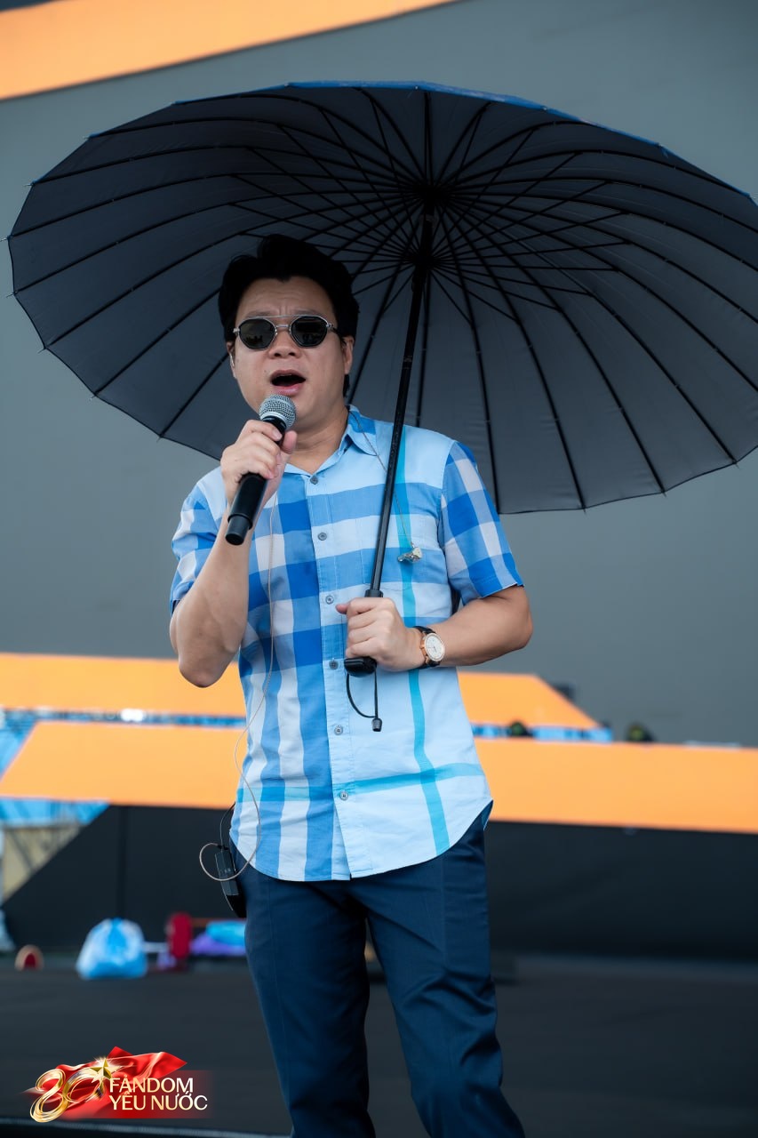 Tổng duyệt Concert Quốc Gia ngày 1/9: Mỹ Tâm xuất hiện nổi bần bật, Quán quân Rap Việt có hành động tinh tế với đàn chị- Ảnh 6.