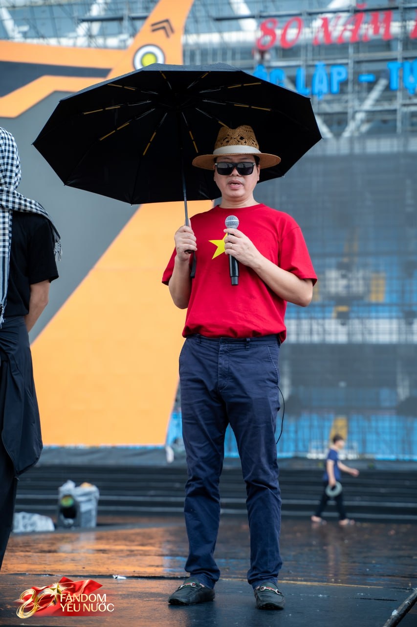 Tổng duyệt Concert Quốc Gia ngày 1/9: Mỹ Tâm xuất hiện nổi bần bật, Quán quân Rap Việt có hành động tinh tế với đàn chị- Ảnh 4.