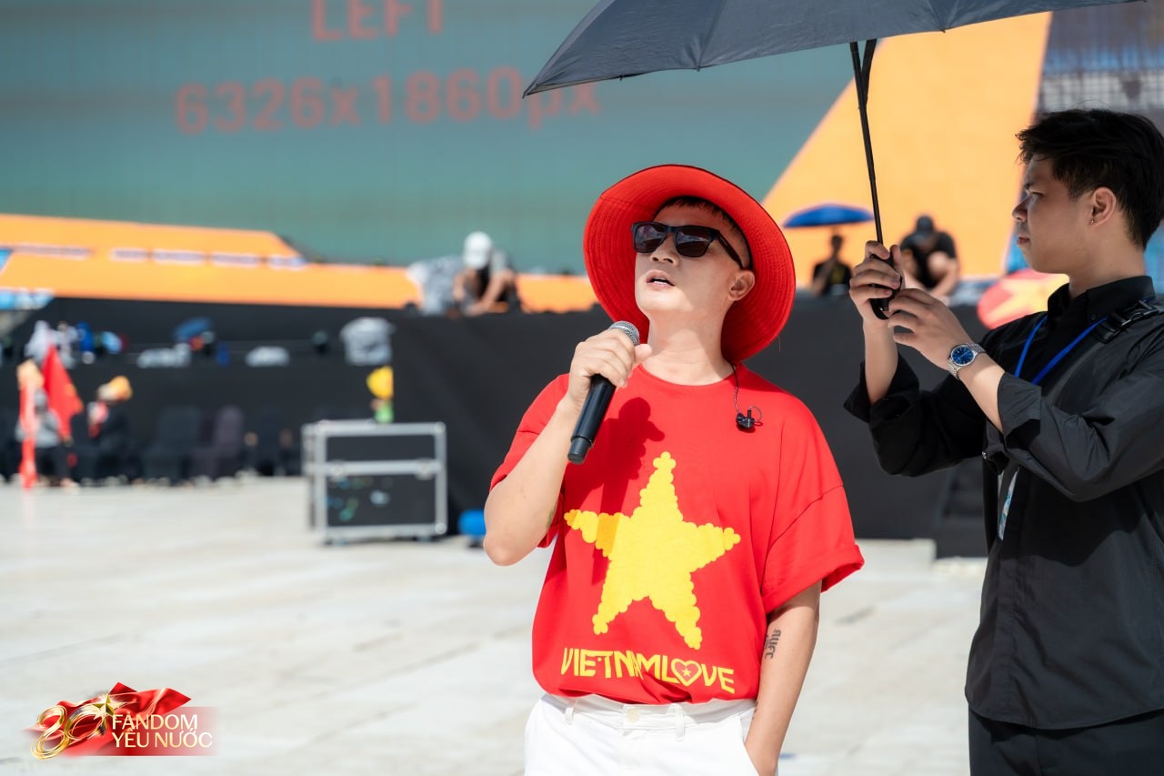 Tổng duyệt Concert Quốc Gia ngày 1/9: Mỹ Tâm xuất hiện nổi bần bật, Quán quân Rap Việt có hành động tinh tế với đàn chị- Ảnh 11.