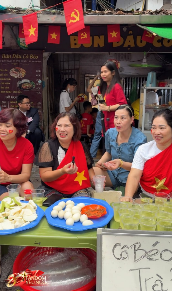 Tổng duyệt cỡ này, chính thức cỡ nào: Hàng nghìn hình ảnh đẹp quân dân đoàn kết một lòng, trái tim cả nước reo vang- Ảnh 10.
