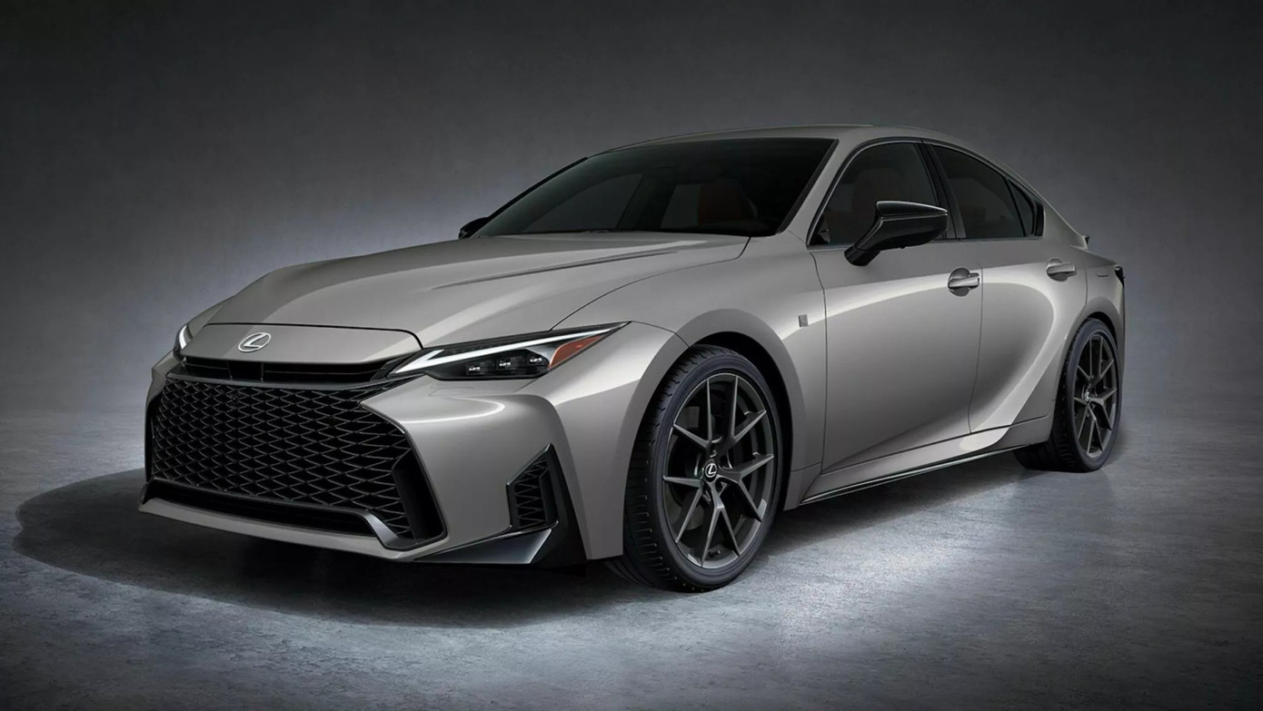 Lexus làm mới dòng sedan cỡ nhỏ- Ảnh 1. Lexus làm mới dòng sedan cỡ nhỏ- Ảnh 1.