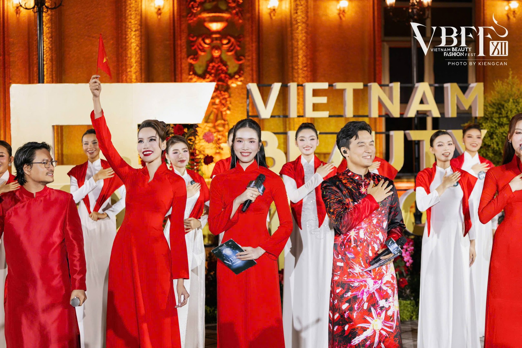 "Bà trùm Hoa hậu" Phạm Kim Dung thanh lọc mạnh tay- Ảnh 3. "Bà trùm Hoa hậu" Phạm Kim Dung thanh lọc mạnh tay- Ảnh 3.