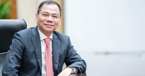 Tài sản của ông Trịnh Văn Quyết chính thức được gỡ phong tỏa sau hơn 3 năm: Khối tài sản từng lên tới gần 2 tỷ USD nay còn lại bao nhiêu?- Ảnh 3. Bí mật đằng sau cú bứt phá tài sản ngoạn mục của tỷ phú Phạm Nhật Vượng: Tăng gần 10 lần trong hơn một thập kỷ