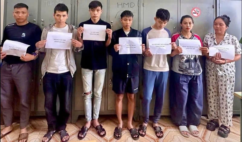 Tạm giữ hình sự Anh "khàn” và 6 đối tượng liên quan- Ảnh 1. Tạm giữ hình sự Anh "khàn” và 6 đối tượng liên quan- Ảnh 1.