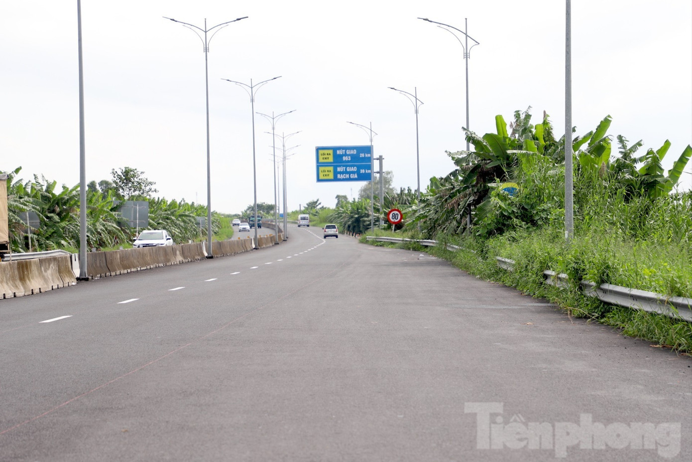 Tuyến đường nối Cần Thơ-An Giang được chi hơn 750 tỷ đồng nâng cấp sắp về đích- Ảnh 1.