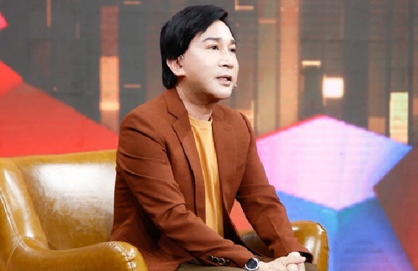 NSƯT Kim Tử Long bị một nữ NSND giao vai phụ: "Tôi sốc nặng"- Ảnh 1.