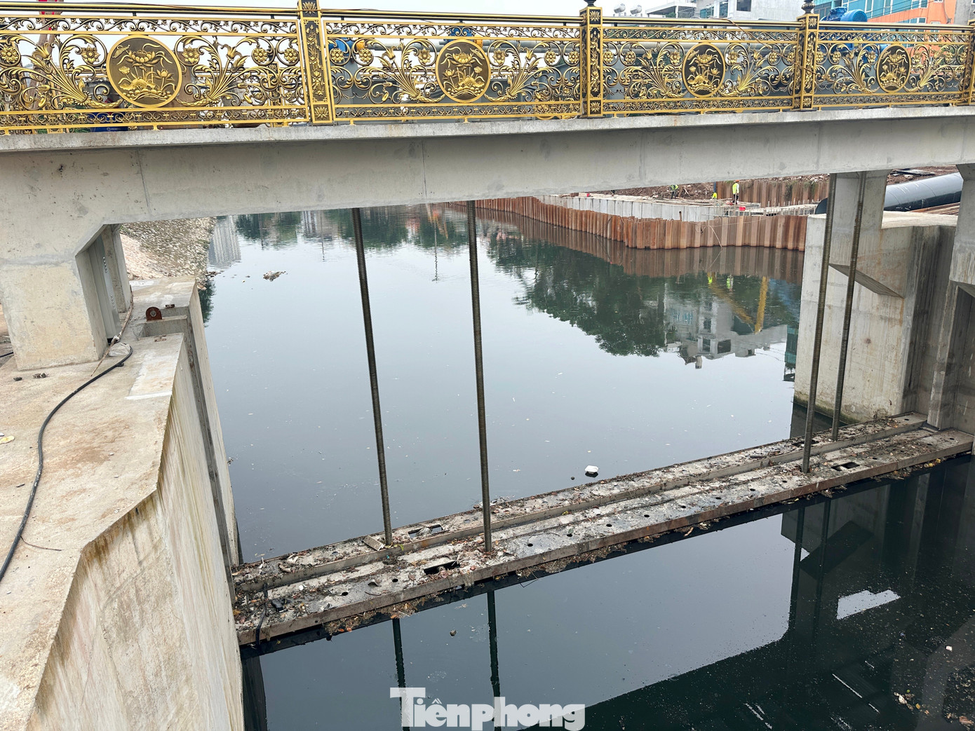 Đập dâng trên sông Tô Lịch hoạt động ra sao khi bổ sung nước từ Hồ Tây vào?- Ảnh 2. Đập dâng trên sông Tô Lịch hoạt động ra sao khi bổ sung nước từ Hồ Tây vào?- Ảnh 2.