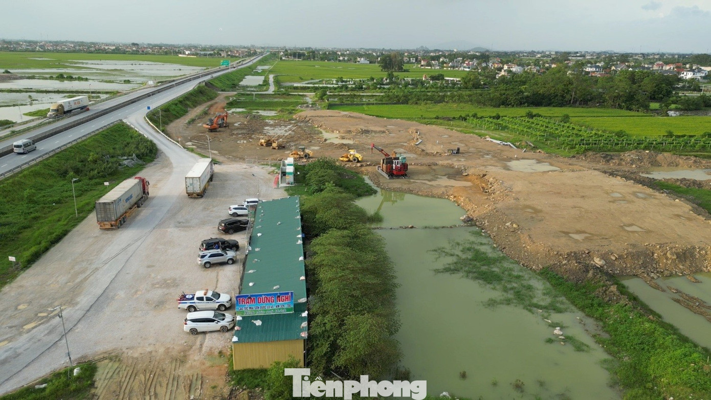 2 trong 4 dự án trạm dừng nghỉ cao tốc Ninh Bình - Hà Tĩnh được khởi động- Ảnh 5. 2 trong 4 dự án trạm dừng nghỉ cao tốc Ninh Bình - Hà Tĩnh được khởi động- Ảnh 5.