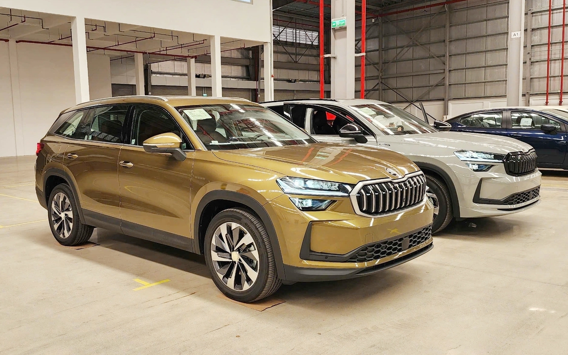 Skoda Kodiaq có giá mới tại Việt Nam: Cao nhất gần 1,5 tỷ đồng, bản 'base' vẫn giảm 81 triệu lăn bánh cạnh tranh Santa Fe, Everest- Ảnh 2.