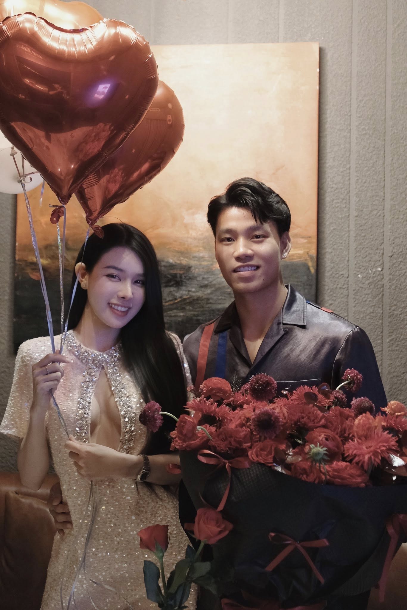 Bạn gái trâm anh thế phiệt của Văn Thanh flex xe đôi sang xịn, minh chứng tình cảm ngọt ngào với người thương- Ảnh 3.