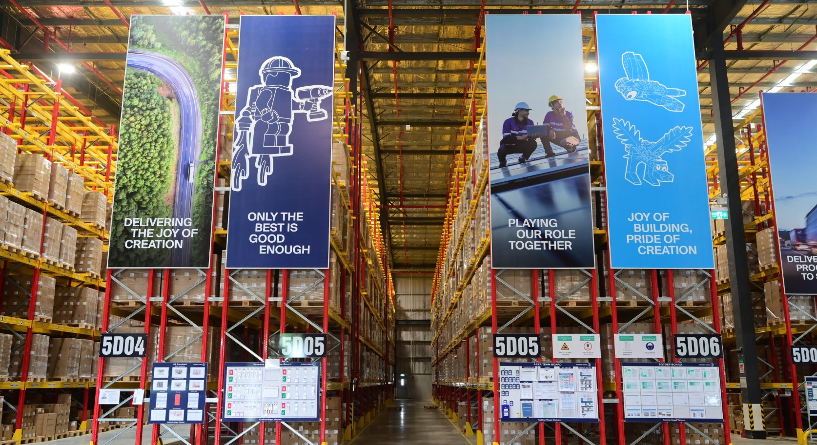 Sau 'siêu nhà máy' hơn 1 tỷ USD lớn thứ 2 châu Á, Tập đoàn LEGO tiếp tục mở trung tâm phân phối rộng hơn 10.200m2 tại Việt Nam: Địa phương nào được lựa chọn?- Ảnh 2.