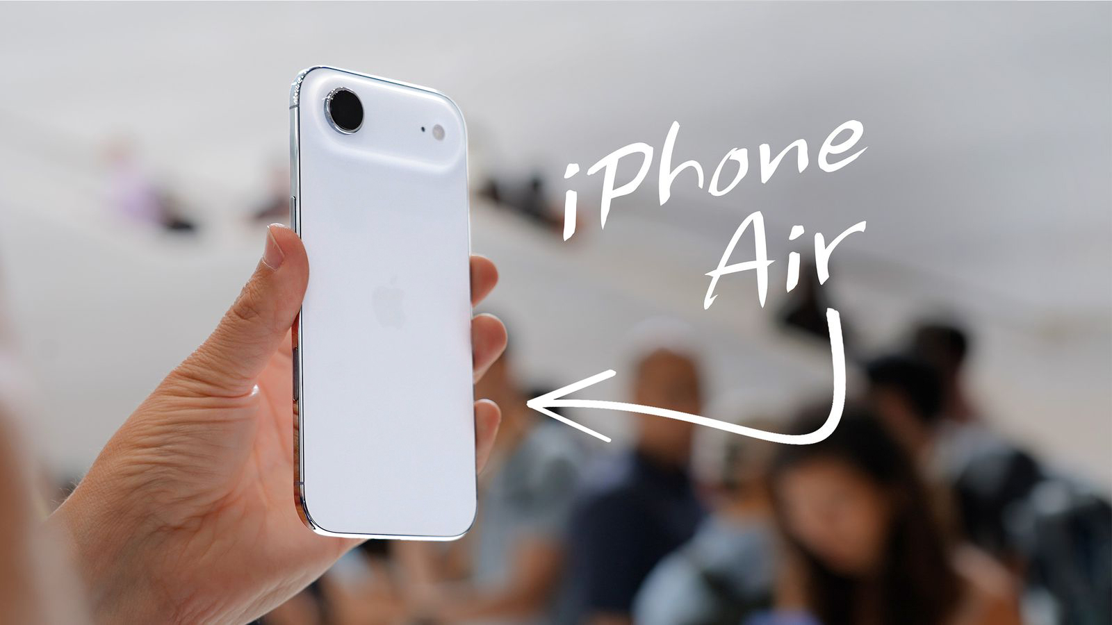Trên tay iPhone Air siêu mỏng và iPhone 17 Pro Max màu Cam Vũ trụ, có xấu thật không?- Ảnh 1. Trên tay iPhone Air siêu mỏng và iPhone 17 Pro Max màu Cam Vũ trụ, có xấu thật không?- Ảnh 1.
