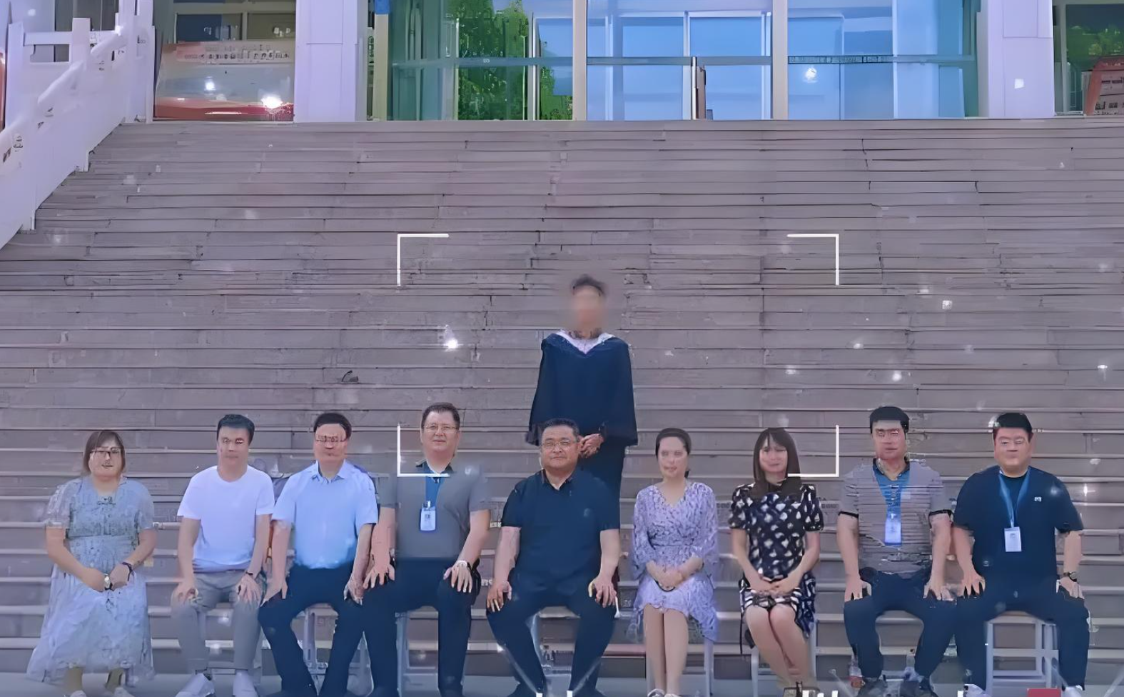 3 ngành học cô đơn nhất Trung Quốc: Toàn trường top đầu nhưng không ai đăng ký, mỗi năm ảnh tốt nghiệp chỉ có 1 sinh viên- Ảnh 3.