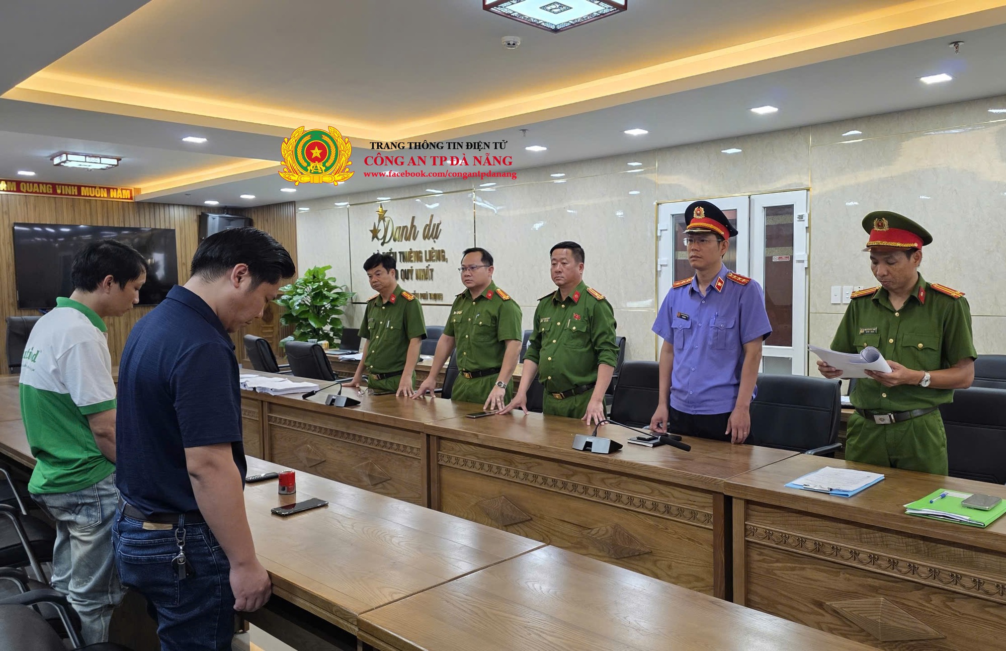 Khám xét xưởng sản xuất Công ty Vannest, bắt Nguyễn Thanh Trường và Nguyễn Ngọc Châu- Ảnh 1.