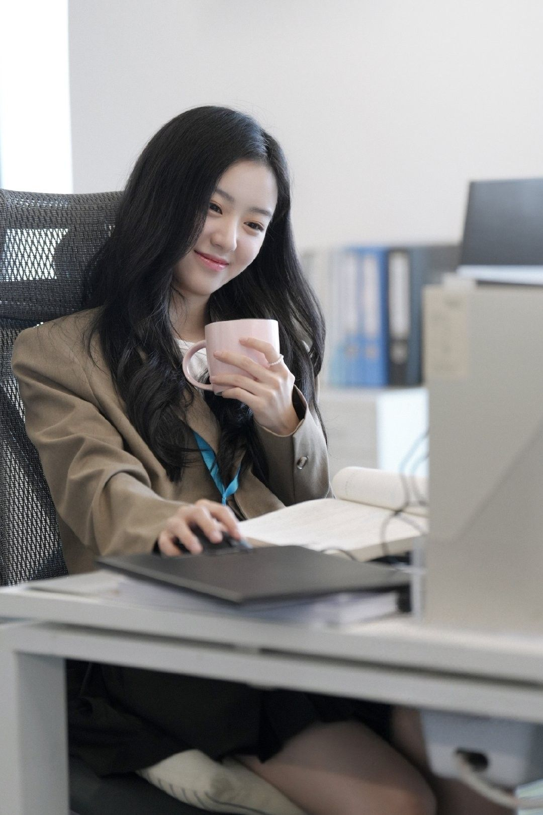 3 tháng cuối 2025, đây là 4 kiểu người EQ cao dễ dàng vượt qua cơn bão “thanh lọc”- Ảnh 2.