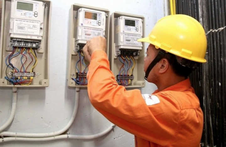 Người dân có được tự lắp đặt công tơ kiểm soát điện để đối chứng hóa đơn?- Ảnh 1.