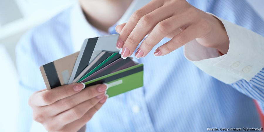 Tại sao lừa đảo biết rõ số CCCD, số tài khoản ngân hàng, hạn mức tín dụng và mật khẩu của nạn nhân?- Ảnh 1.