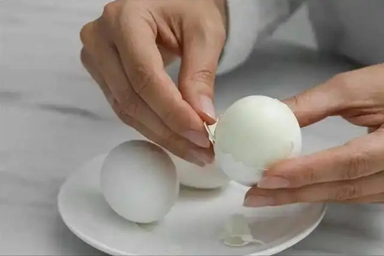 Ăn trứng luộc mỗi ngày bổ gan hay hại gan? Bác sĩ chỉ rõ 4 nguyên tắc cần nhớ- Ảnh 3. Ăn trứng luộc mỗi ngày bổ gan hay hại gan? Bác sĩ chỉ rõ 4 nguyên tắc cần nhớ- Ảnh 3.