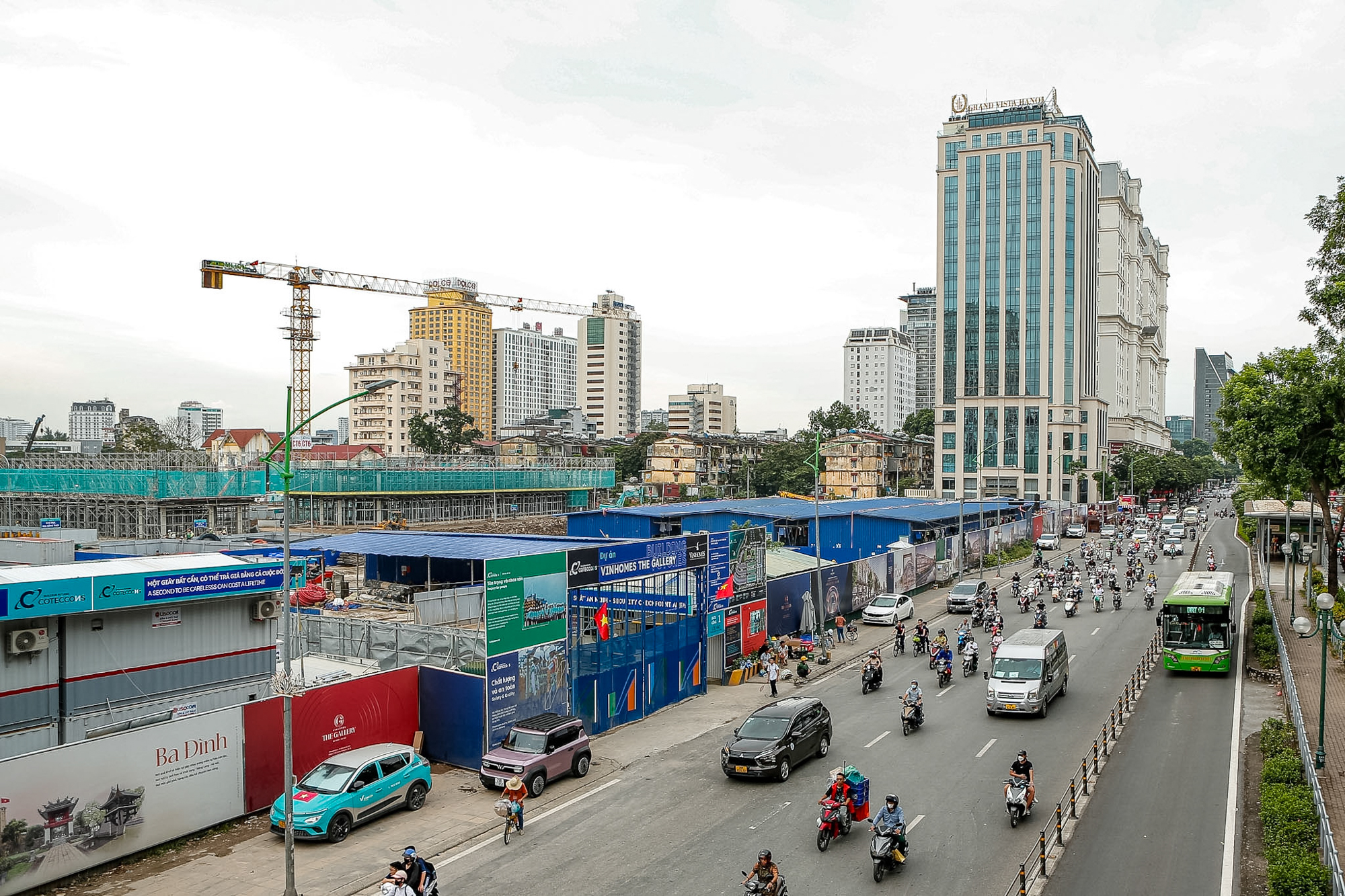 Toàn cảnh dự án hiếm hoi nằm trong vành đai 1 của Vinhomes: Giá bán thấp nhất 78 tỷ đồng/căn, số tầng hầm gần bằng tầng nổi- Ảnh 4. Toàn cảnh dự án hiếm hoi nằm trong vành đai 1 của Vinhomes: Giá bán thấp nhất 78 tỷ đồng/căn, số tầng hầm gần bằng tầng nổi- Ảnh 4.