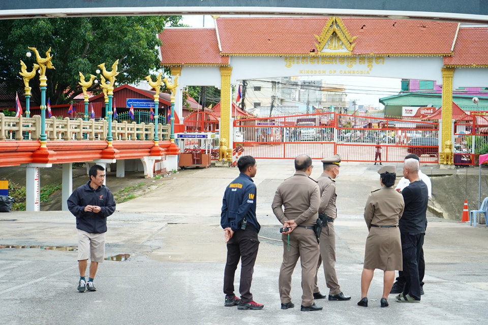 Hậu đụng độ biên giới với Campuchia: Giao thương đình trệ, kinh tế 7 tỉnh Thái Lan chịu ảnh hưởng nặng nề- Ảnh 3. Hậu đụng độ biên giới với Campuchia: Giao thương đình trệ, kinh tế 7 tỉnh Thái Lan chịu ảnh hưởng nặng nề- Ảnh 3.