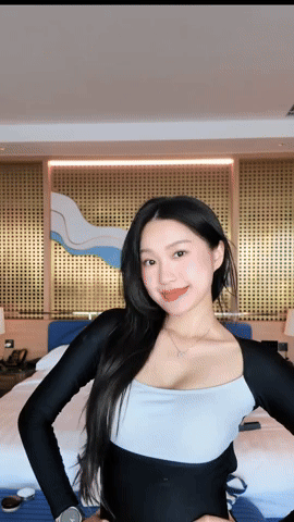 Văn Hậu-Hải My sau 2 năm cưới: Dọn về biệt thự chục tỷ, nhan sắc ngày càng thăng hạng đủ thấy hạnh phúc cỡ nào!- Ảnh 2. Văn Hậu-Hải My sau 2 năm cưới: Dọn về biệt thự chục tỷ, nhan sắc ngày càng thăng hạng đủ thấy hạnh phúc cỡ nào!- Ảnh 2.