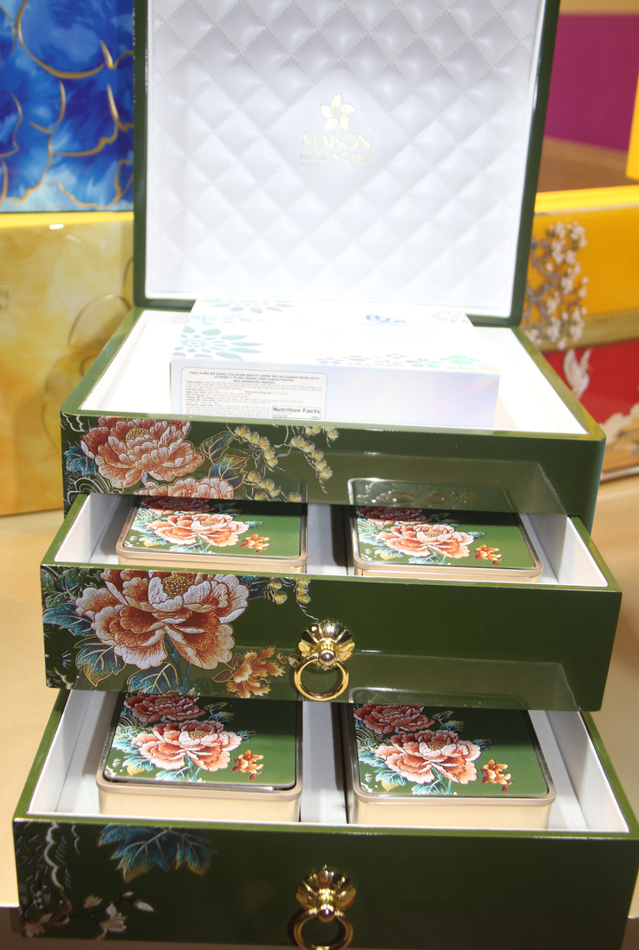 Chào sân sớm, bánh trung thu giá tiền triệu lộ diện- Ảnh 8.