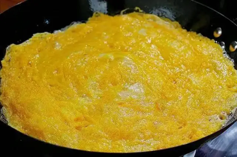 Ăn trứng luộc mỗi ngày bổ gan hay hại gan? Bác sĩ chỉ rõ 4 nguyên tắc cần nhớ- Ảnh 2. Ăn trứng luộc mỗi ngày bổ gan hay hại gan? Bác sĩ chỉ rõ 4 nguyên tắc cần nhớ- Ảnh 2.
