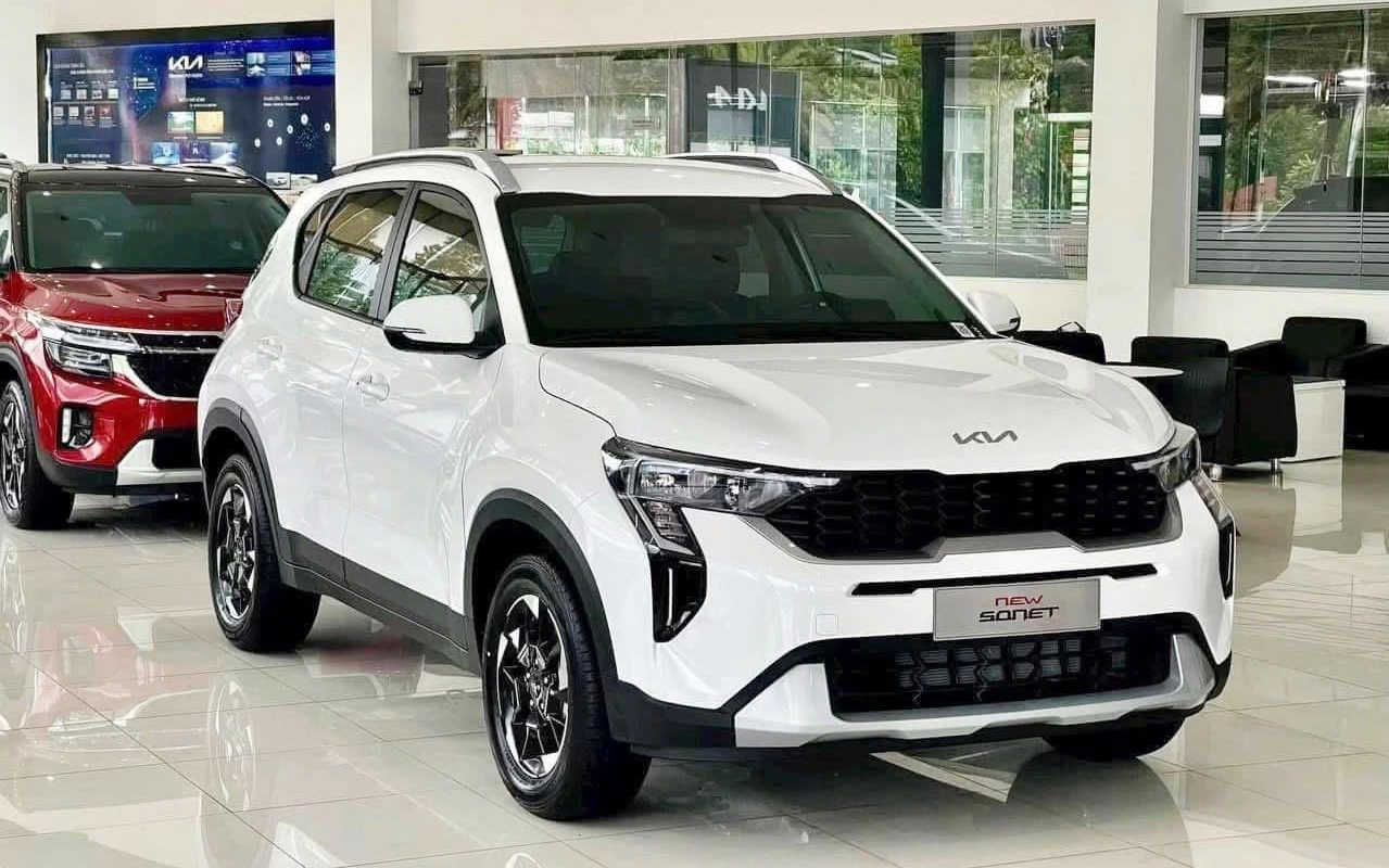 Kia Sonet thêm bản giá rẻ tại Việt Nam: Thực tế còn 493 triệu đồng tại đại lý, lược 3 tính năng, thêm cạnh tranh Raize, Venue- Ảnh 3.