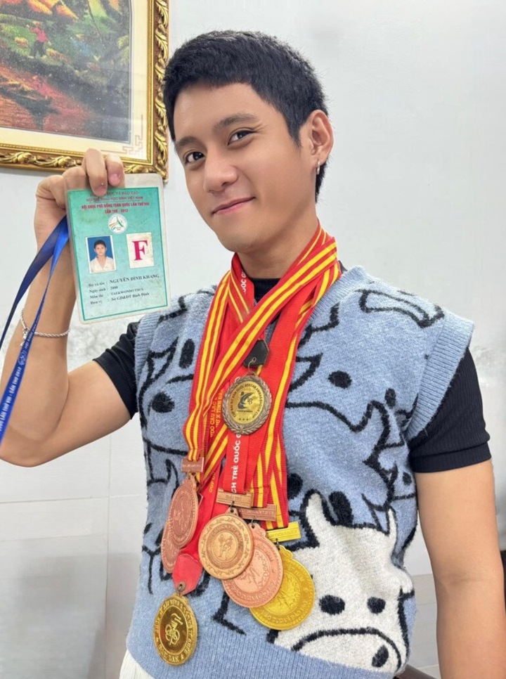 Chiến sỹ đáng yêu nhất phim 'Mưa đỏ' từng là VĐV Taekwondo- Ảnh 2. Chiến sỹ đáng yêu nhất phim 'Mưa đỏ' từng là VĐV Taekwondo- Ảnh 2.