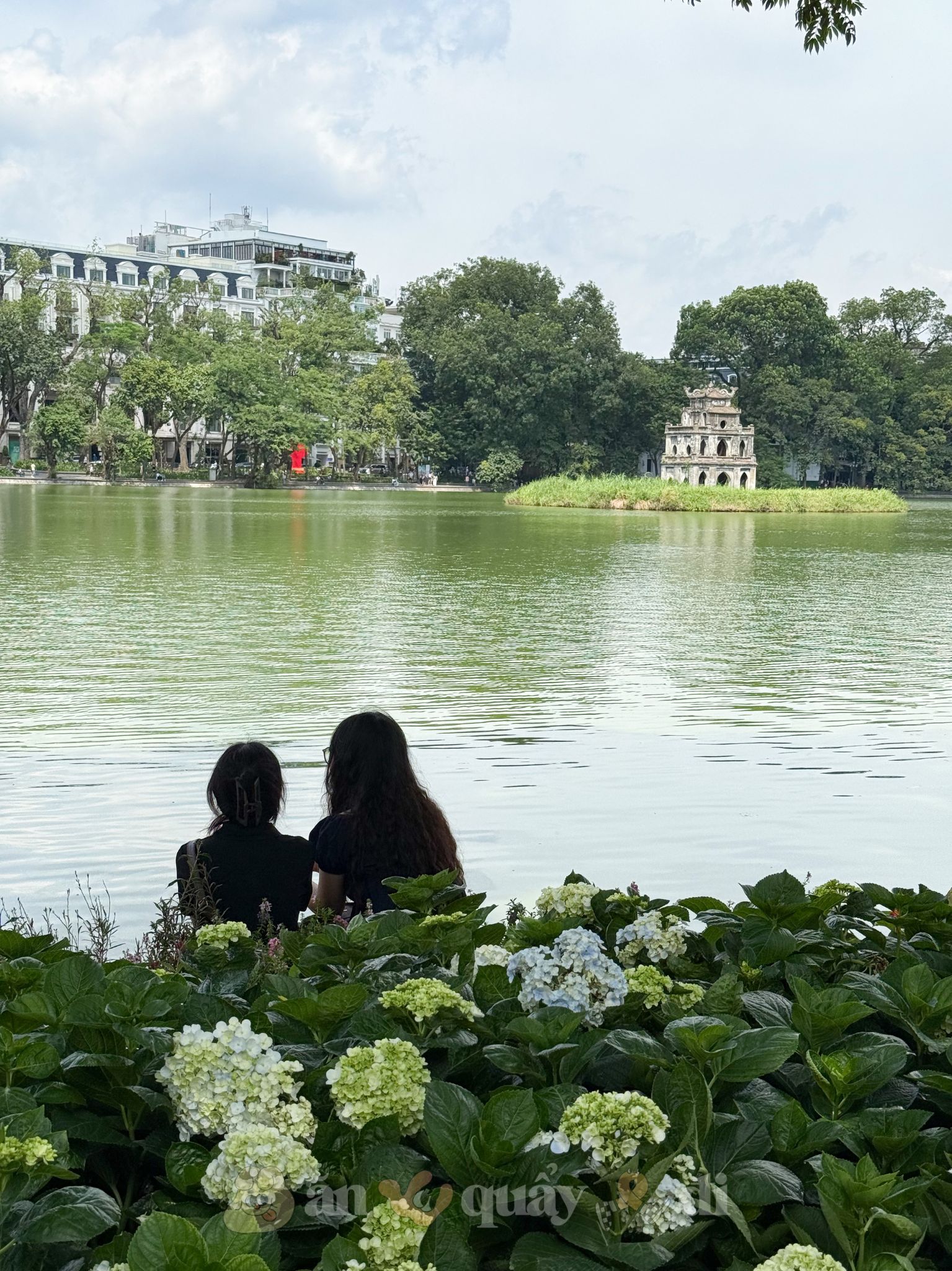 HOT: Xuất hiện nhiều nàng thơ tại vị trí “trái tim” của Hà Nội- Ảnh 13. HOT: Xuất hiện nhiều nàng thơ tại vị trí “trái tim” của Hà Nội- Ảnh 13.