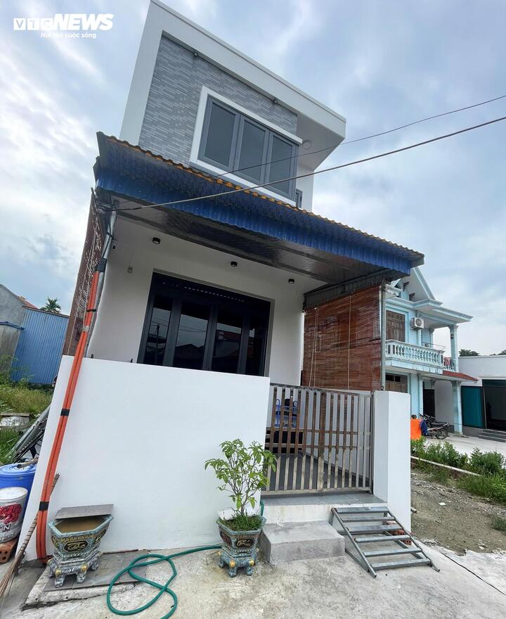 Bất ngờ bị người lạ xây nhà trên đất đã được cấp sổ đỏ, còn 'ép' bán đổi đất- Ảnh 2.