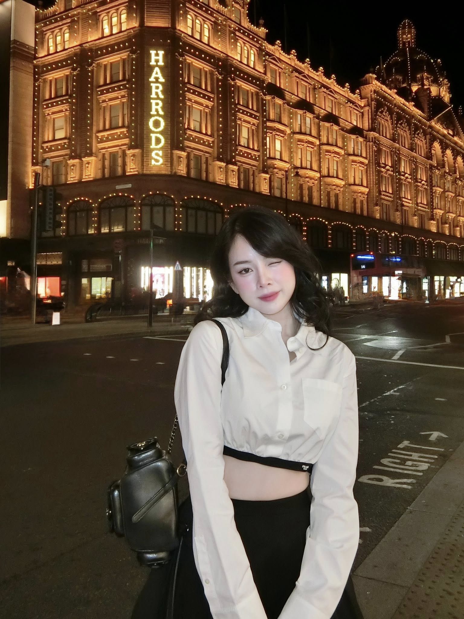 8 nhan sắc Việt như AI tạo ra vì không già suốt 10 năm: Sao nữ Mưa Đỏ xếp thứ mấy?- Ảnh 24. 8 nhan sắc Việt như AI tạo ra vì không già suốt 10 năm: Sao nữ Mưa Đỏ xếp thứ mấy?- Ảnh 24.
