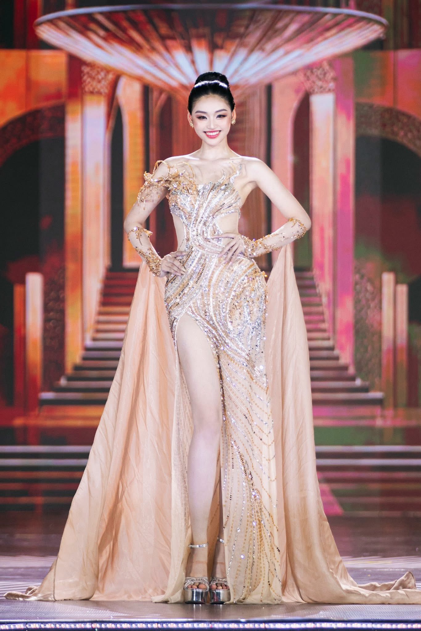 Tất tần tật về Nguyễn Thị Yến Nhi - Tân Miss Grand Vietnam: Body nóng bỏng, từng bị Quế Anh đánh bại, học vấn thế nào?- Ảnh 10.