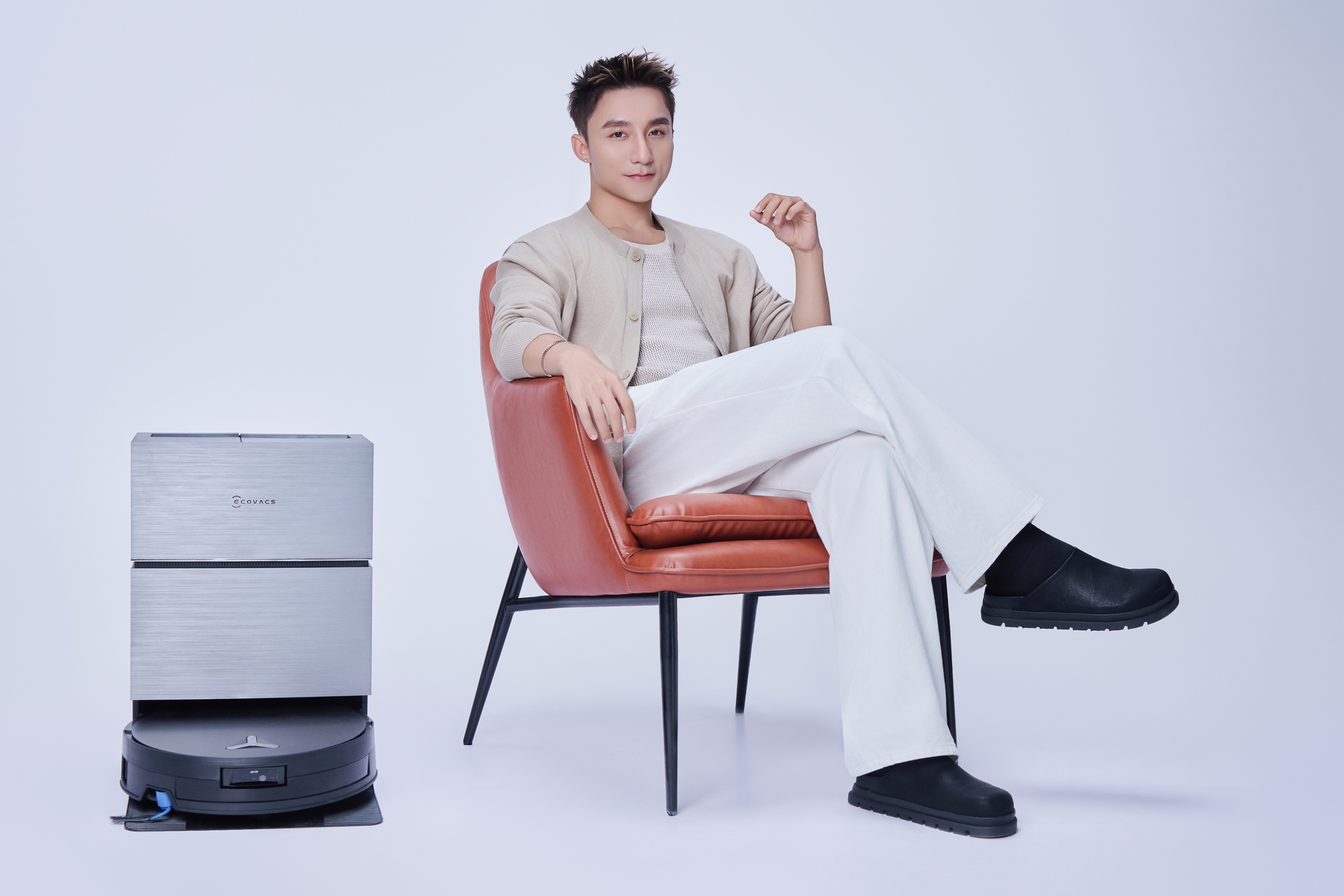 Giải mã status #CuốnHútThật gây bão MXH, Sơn Tùng M-TP chính thức trở thành đại sứ một thương hiệu công nghệ toàn cầu!- Ảnh 4. Giải mã status #CuốnHútThật gây bão MXH, Sơn Tùng M-TP chính thức trở thành đại sứ một thương hiệu công nghệ toàn cầu!- Ảnh 4.