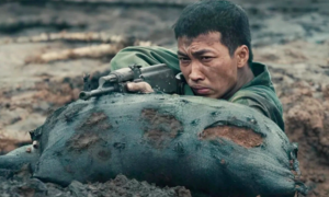 Nam diễn viên 'Mưa đỏ': Xuất phát điểm 'số âm', tuổi thơ bán vé số, vác rơm thuê- Ảnh 9.