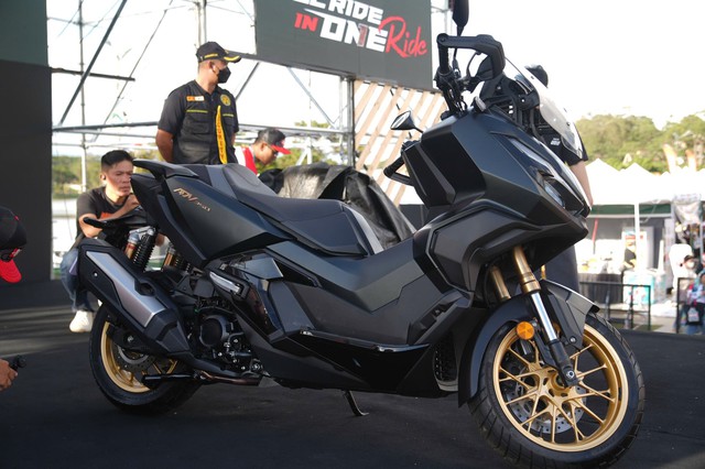 Xe tay ga Honda to, khỏe vừa ra mắt, cốp rộng gấp gần 3 lần của Vision: Hơn thua gì xe Yamaha, Zontes?- Ảnh 1.