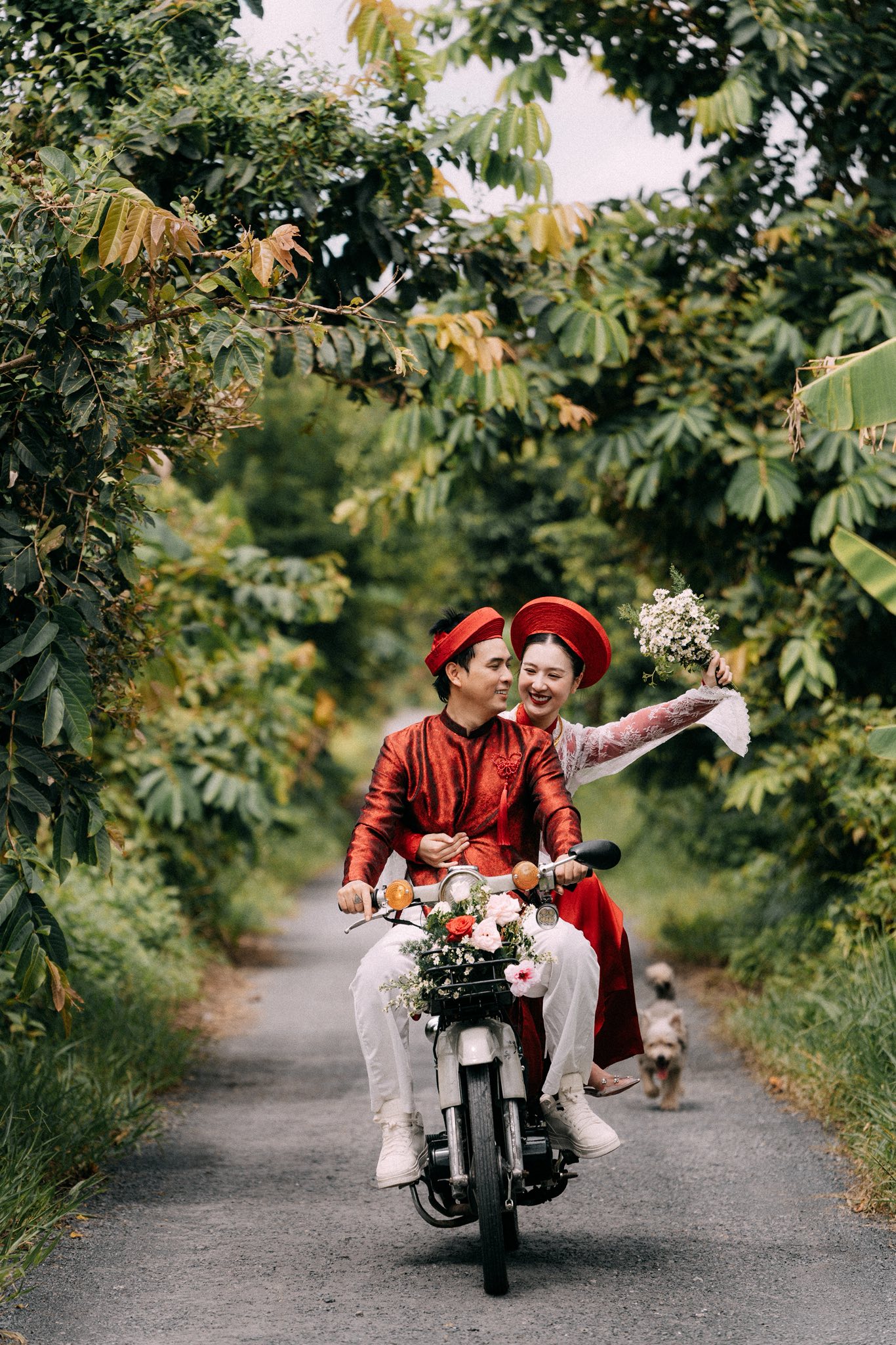 Đám cưới Hồ Quang Hiếu và vợ kém 17 tuổi ở Cà Mau: Hé lộ sính lễ của cô dâu, 1 nhân vật giật spotlight!- Ảnh 4. Đám cưới Hồ Quang Hiếu và vợ kém 17 tuổi ở Cà Mau: Hé lộ sính lễ của cô dâu, 1 nhân vật giật spotlight!- Ảnh 4.