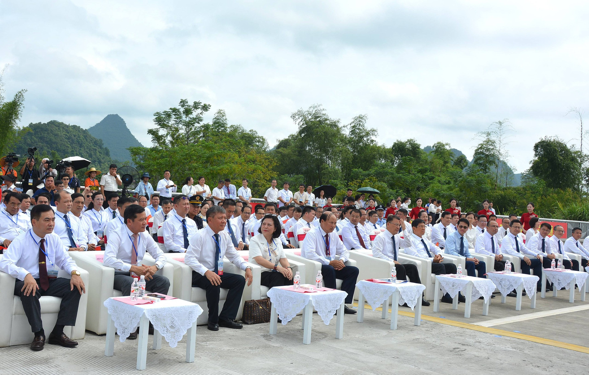 Cửa khẩu thương mại đầu tiên của Quảng Tây có giao thương với Việt Nam được nâng cấp thành cửa khẩu quốc tế- Ảnh 1. Cửa khẩu thương mại đầu tiên của Quảng Tây có giao thương với Việt Nam được nâng cấp thành cửa khẩu quốc tế- Ảnh 1.