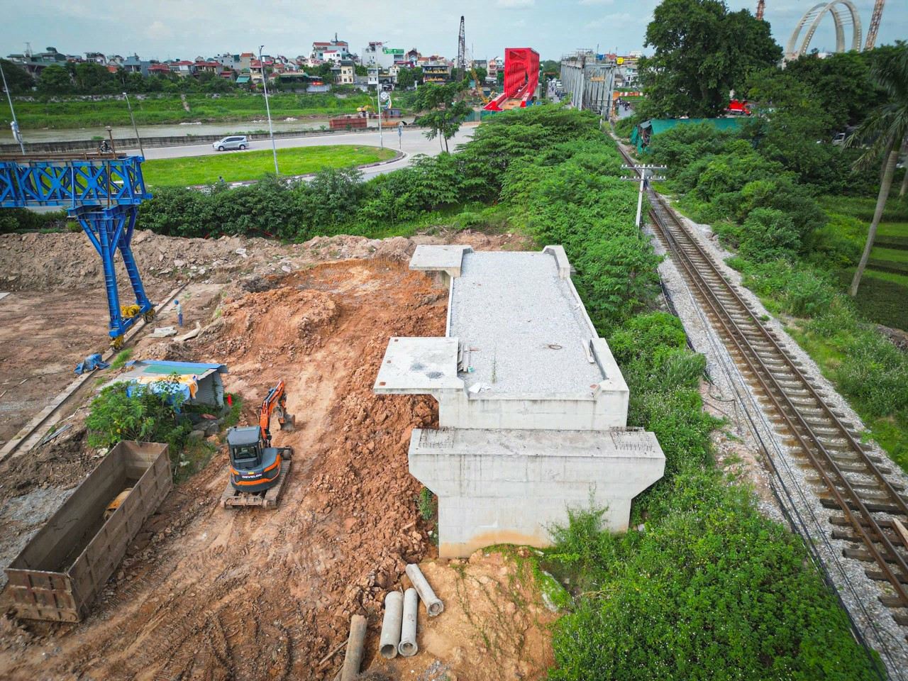 Lạ mắt kiến trúc cây cầu qua sông Đuống sắp về đích- Ảnh 11.