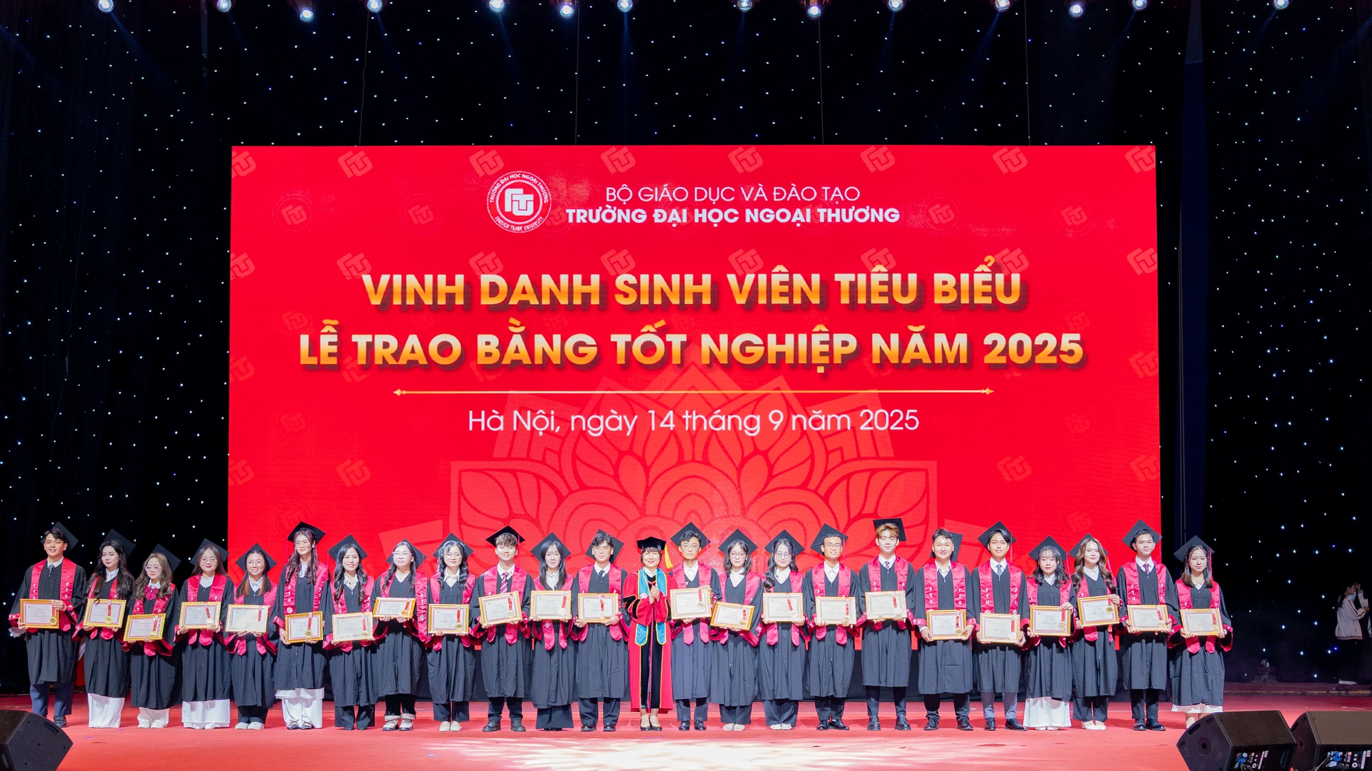 Ngày đặc biệt của hơn 2.000 trai tài gái giỏi tại "Harvard Việt Nam"- Ảnh 7.