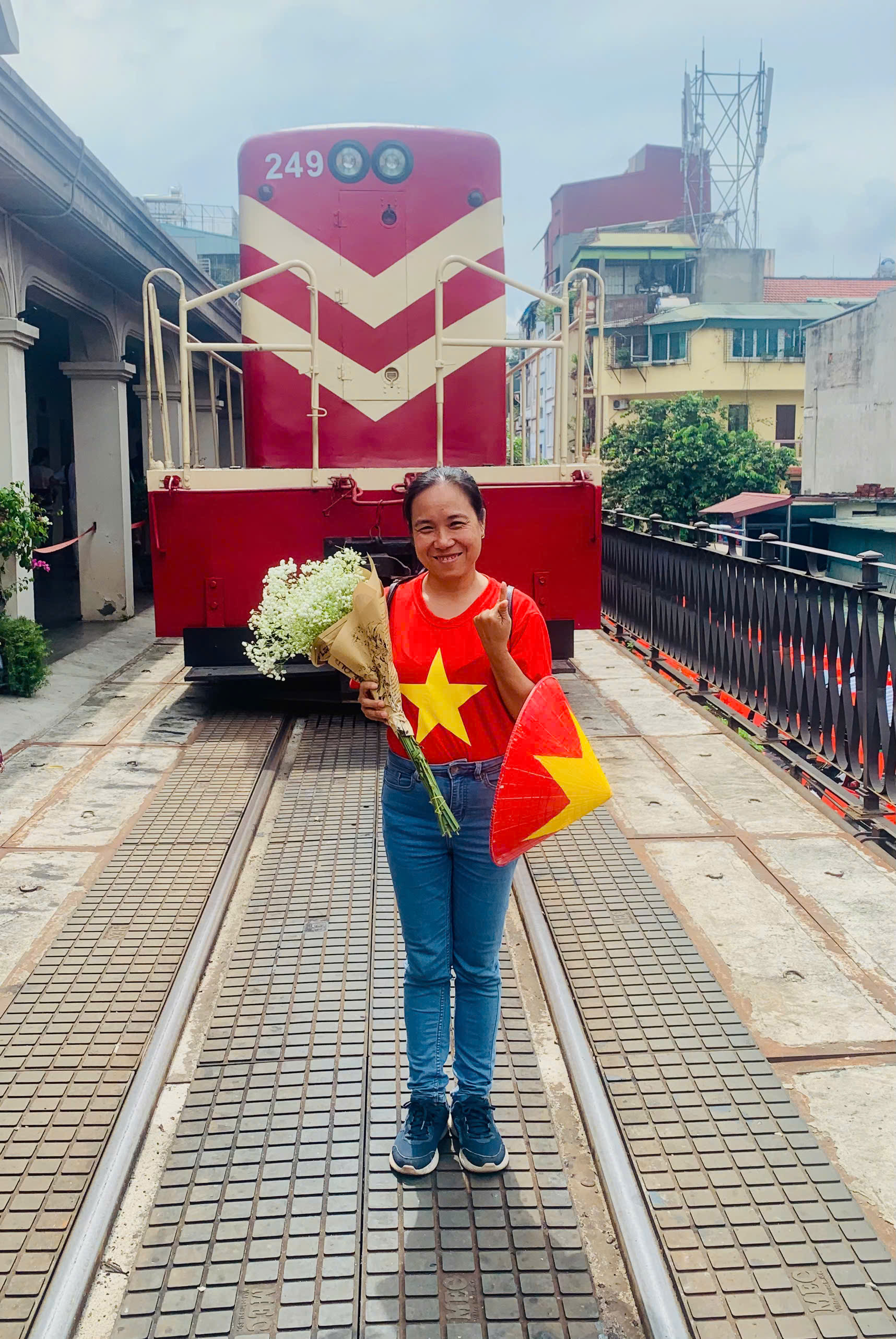 Tranh cãi chuyện vé tàu "Hà Nội 5 cửa ô" 550.000 - 750.000 đồng quá đắt: Những người đã thật sự trải nghiệm nói gì?- Ảnh 11.