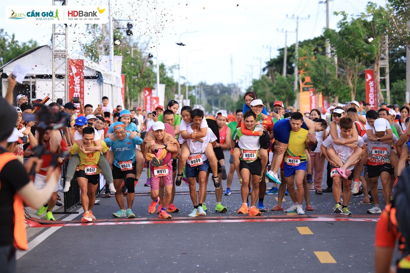 HDBank Green Marathon 2025 - Điểm hẹn của những bước chân xanh và nhịp sống số- Ảnh 7. HDBank Green Marathon 2025 - Điểm hẹn của những bước chân xanh và nhịp sống số- Ảnh 7.