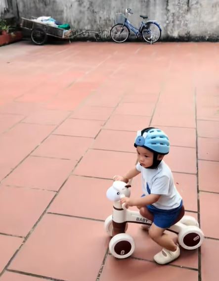 Doãn Hải My về quê Văn Hậu, cũng nấu nướng, rửa bát như bao nàng dâu khác sao lại hút tới 1,2 triệu views?- Ảnh 5. Doãn Hải My về quê Văn Hậu, cũng nấu nướng, rửa bát như bao nàng dâu khác sao lại hút tới 1,2 triệu views?- Ảnh 5.