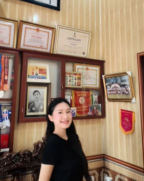 Doãn Hải My về quê Văn Hậu, cũng nấu nướng, rửa bát như bao nàng dâu khác sao lại hút tới 1,2 triệu views?- Ảnh 4. Doãn Hải My về quê Văn Hậu, cũng nấu nướng, rửa bát như bao nàng dâu khác sao lại hút tới 1,2 triệu views?- Ảnh 4.