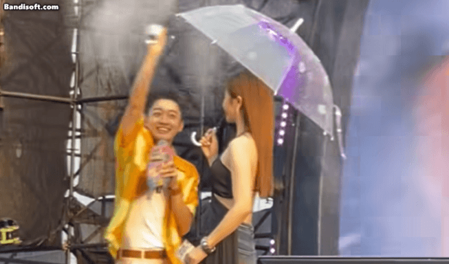 Chỉ cần mỹ nhân này cười thì băng vạn năm cũng tan chảy: Đẹp say đắm lòng người, Google cũng hết từ để khen- Ảnh 2.