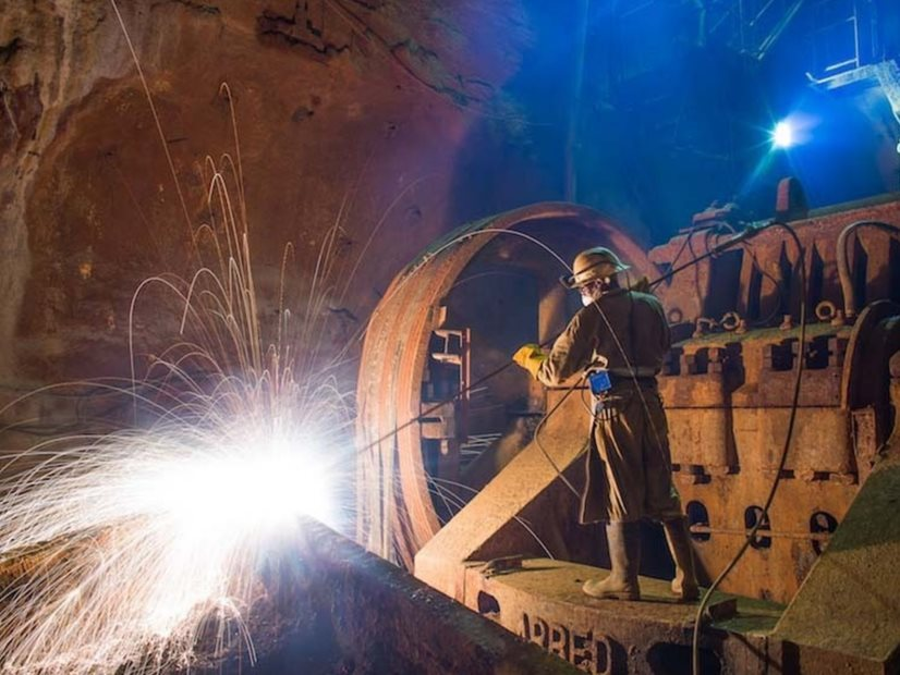 Bị phương Tây trừng phạt, quốc gia chủ chốt của BRICS 'phản đòn': Lập tức siết xuất khẩu loại hàng Mỹ không thể sản xuất, đẩy giá vượt đỉnh 14 năm, thị trường 'cạn khô' nguồn cung- Ảnh 1.