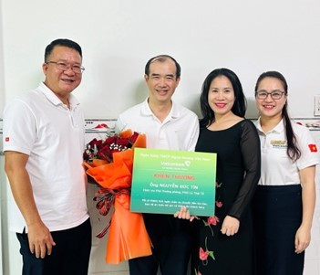 Cán bộ Vietcombank Nhơn Trạch ngăn chặn kịp thời vụ lừa đảo 180 triệu đồng- Ảnh 2.
