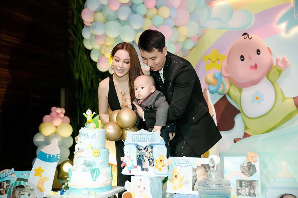 Đại thiếu gia 8 tuổi có mẹ là Đại thiếu gia 8 tuổi có mẹ là