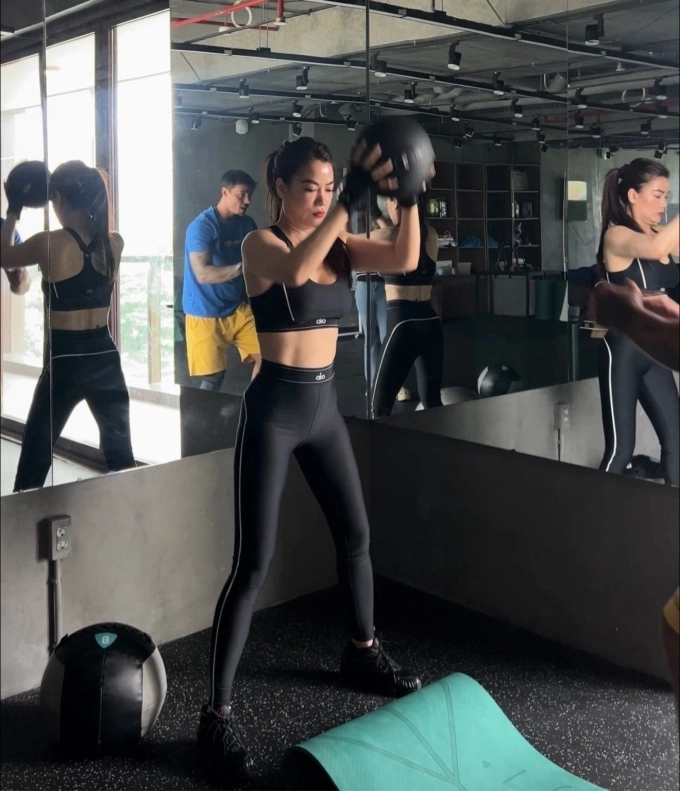 U50 Trương Ngọc Ánh vẫn có rãnh bụng săn chắc: Rất chăm tập 2 bộ môn, bộ môn thứ 2 đang khiến cả thế giới "điên đảo"- Ảnh 2.