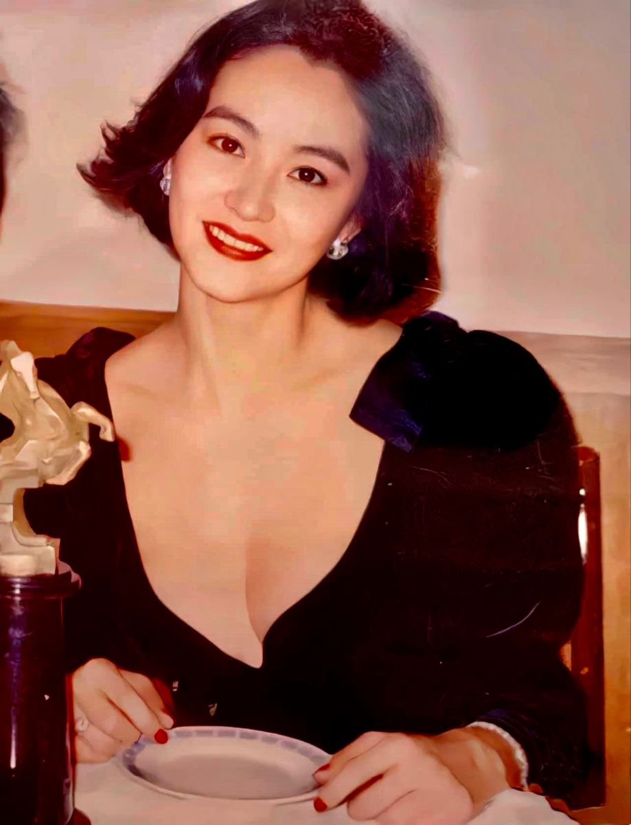 Nữ diễn viên khó chiều nhất showbiz: Nết ăn uống chẳng giống ai, đầu bếp lương 15 tỷ/năm cũng không chịu nổi!- Ảnh 1. Nữ diễn viên khó chiều nhất showbiz: Nết ăn uống chẳng giống ai, đầu bếp lương 15 tỷ/năm cũng không chịu nổi!- Ảnh 1.